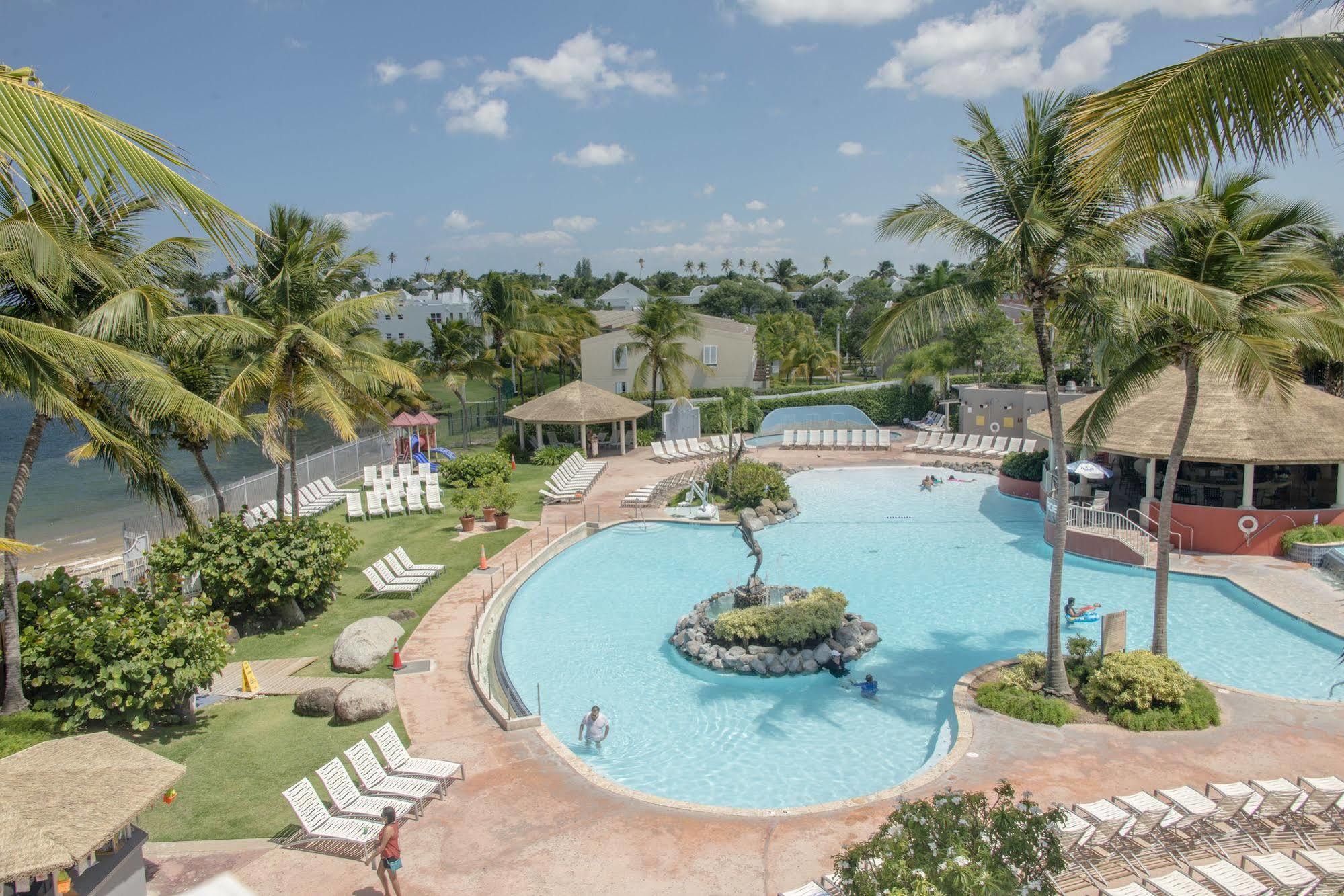Aquarius Vacation Club At Dorado Del Mar Hotell Exteriör bild
